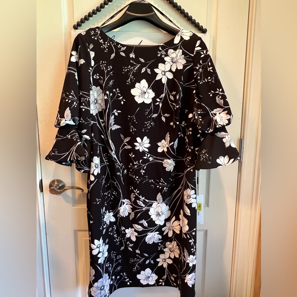 Calvin Klein Black White Floral Scuba Sheath Dress Ruffle Puff Sleeve 14W 14 NWT